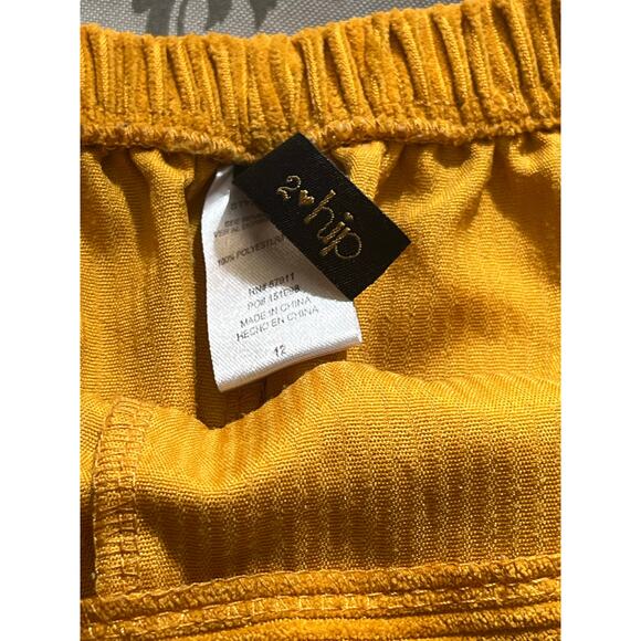 2 hip Mustard Cord Skort Sz 12 EUC – Skirt + Shorts - Picture 6 of 6